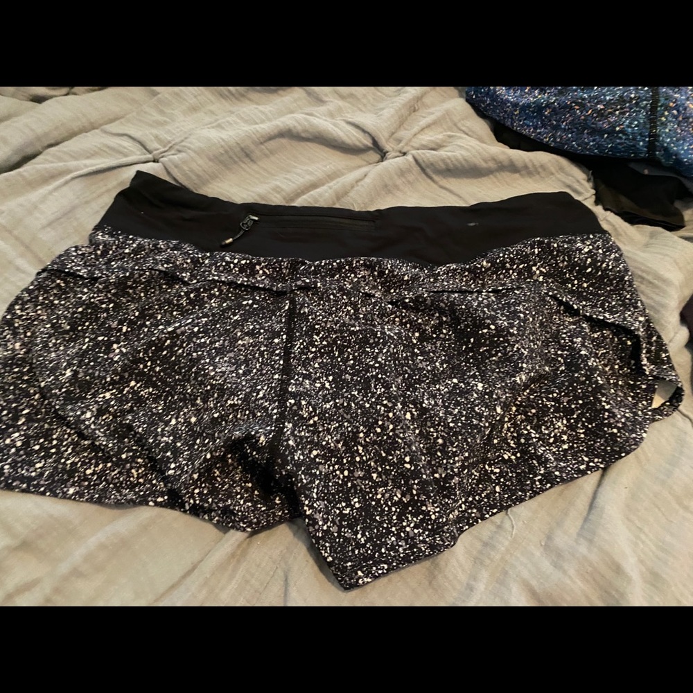 Cute space black lululemon shorts